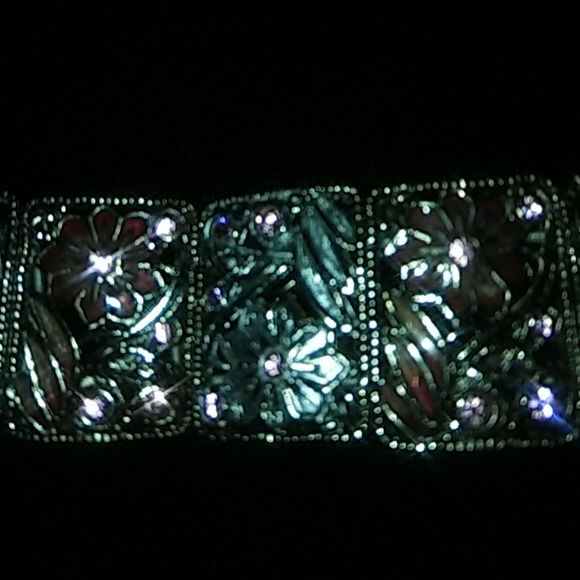 Cards of Flowers Bracelet - Picture 4 of 4